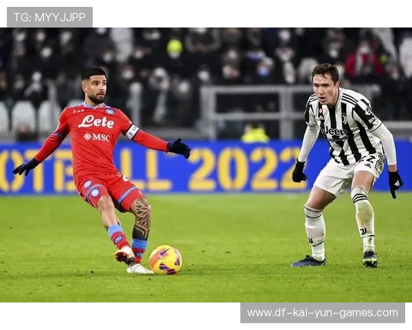 尤文图斯4比1横扫帕尔马,布雷默角球混战中头球两连击建功